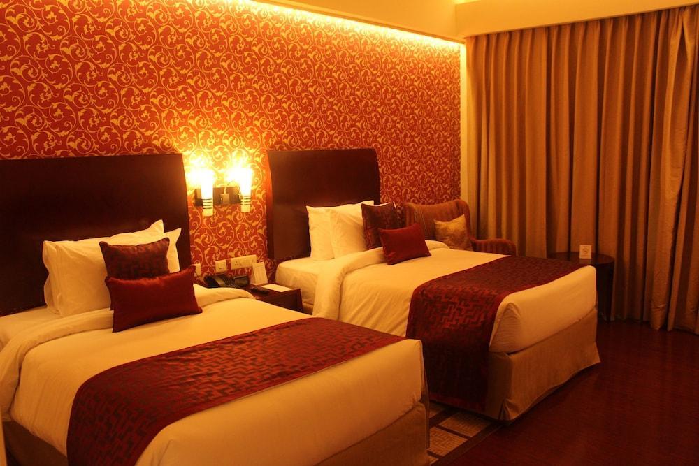 Готель Ramada By Wyndham Jaipur Jaisinghpura Екстер'єр фото