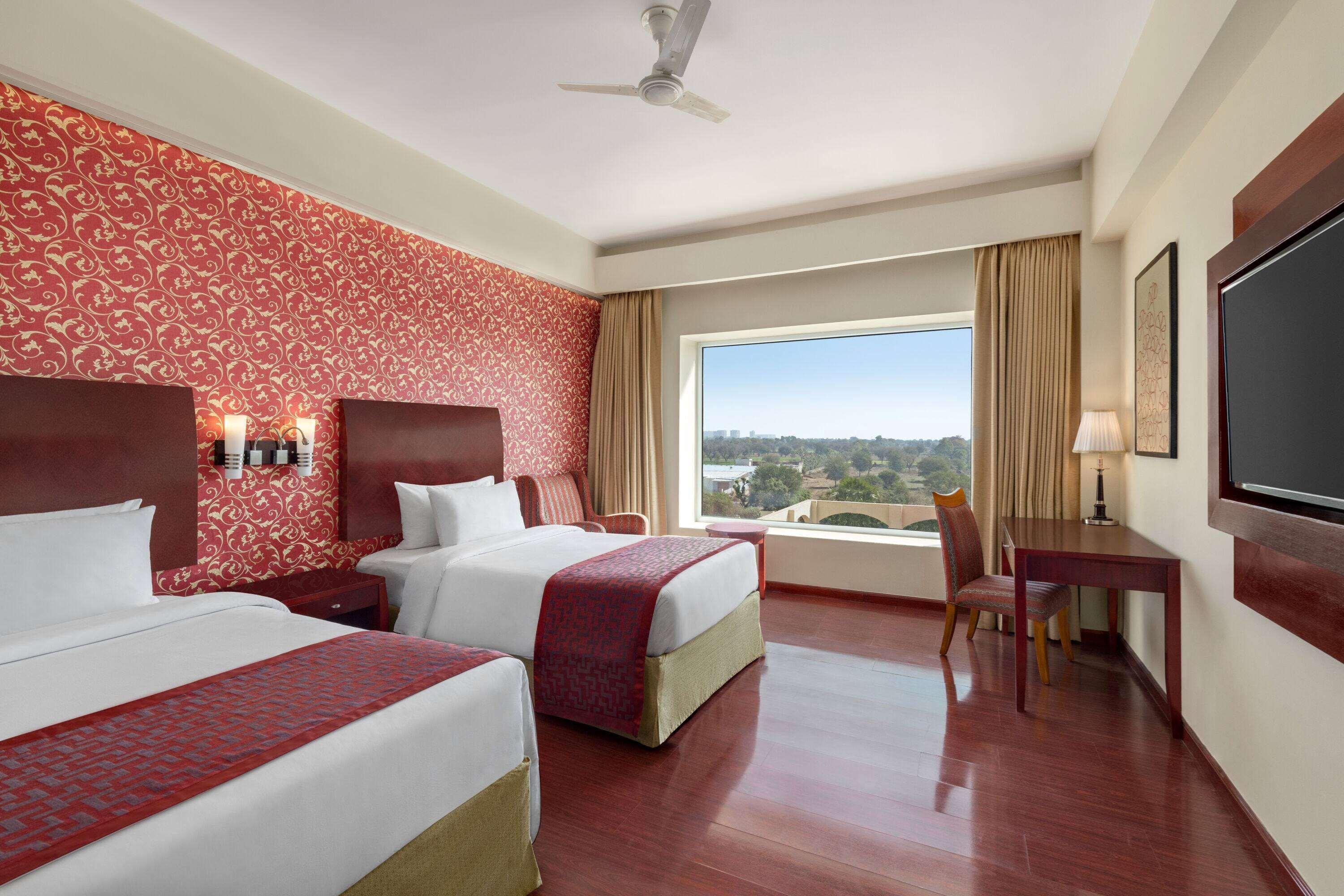 Готель Ramada By Wyndham Jaipur Jaisinghpura Екстер'єр фото